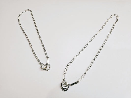 The kiss necklace (RU)
