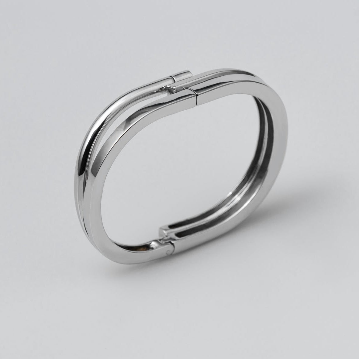 Intersect bangle